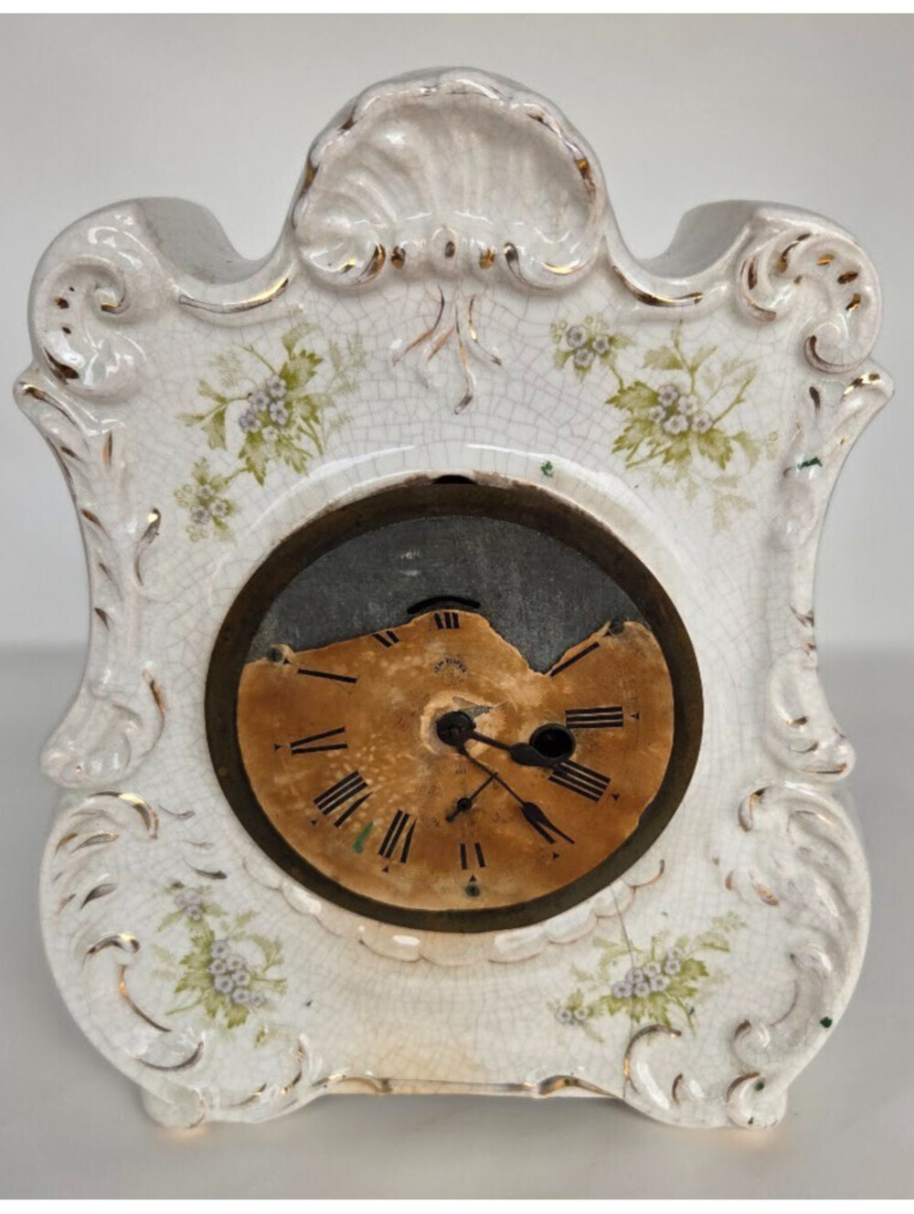 New Haven Porcelain Mantel Clock Floral Case Roman Dial Antique Victorian Era